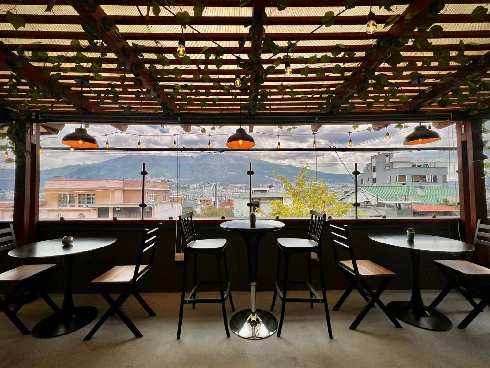 St. Gallen Haus Quito Exterior photo