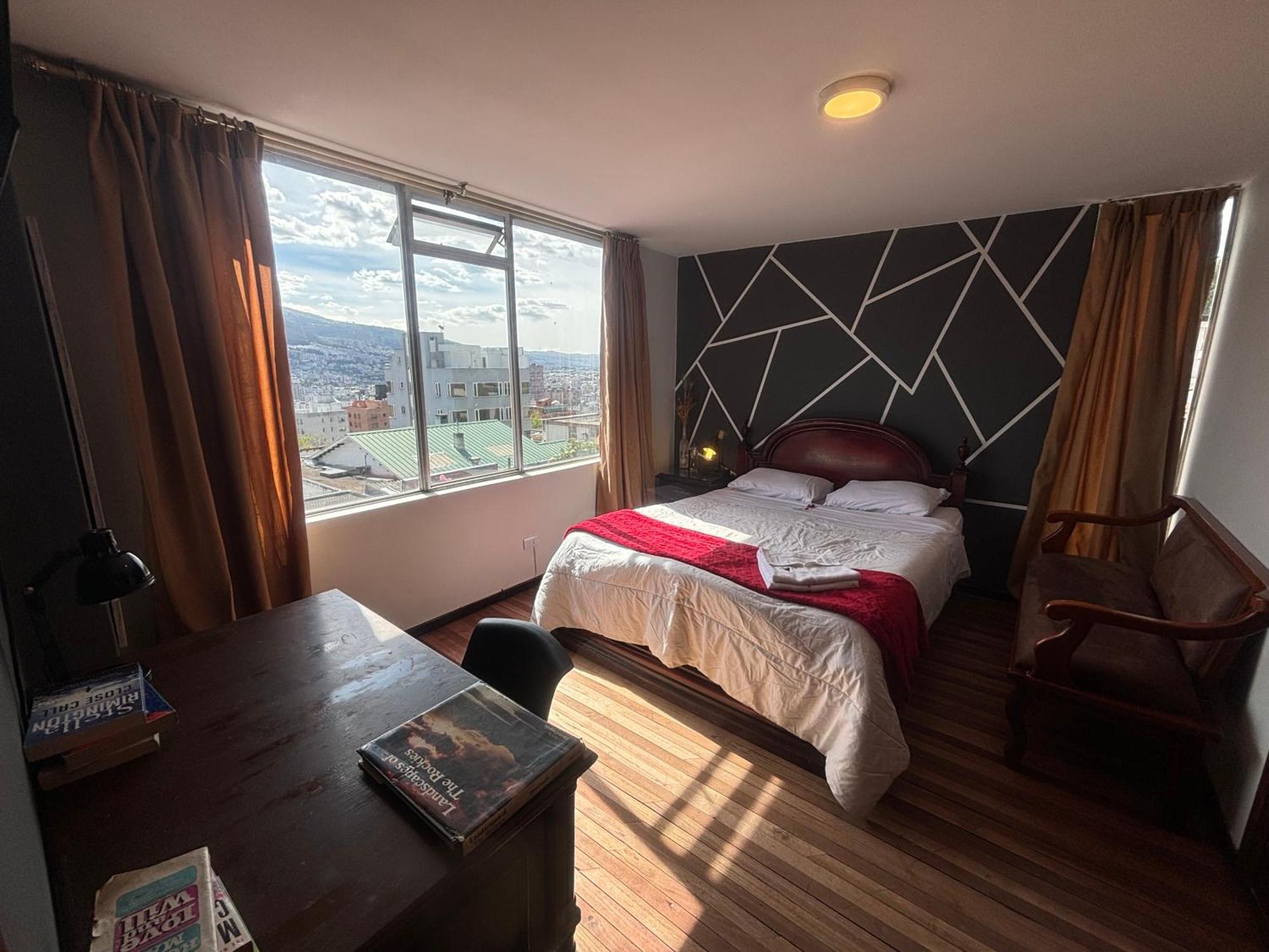 St. Gallen Haus Quito Exterior photo