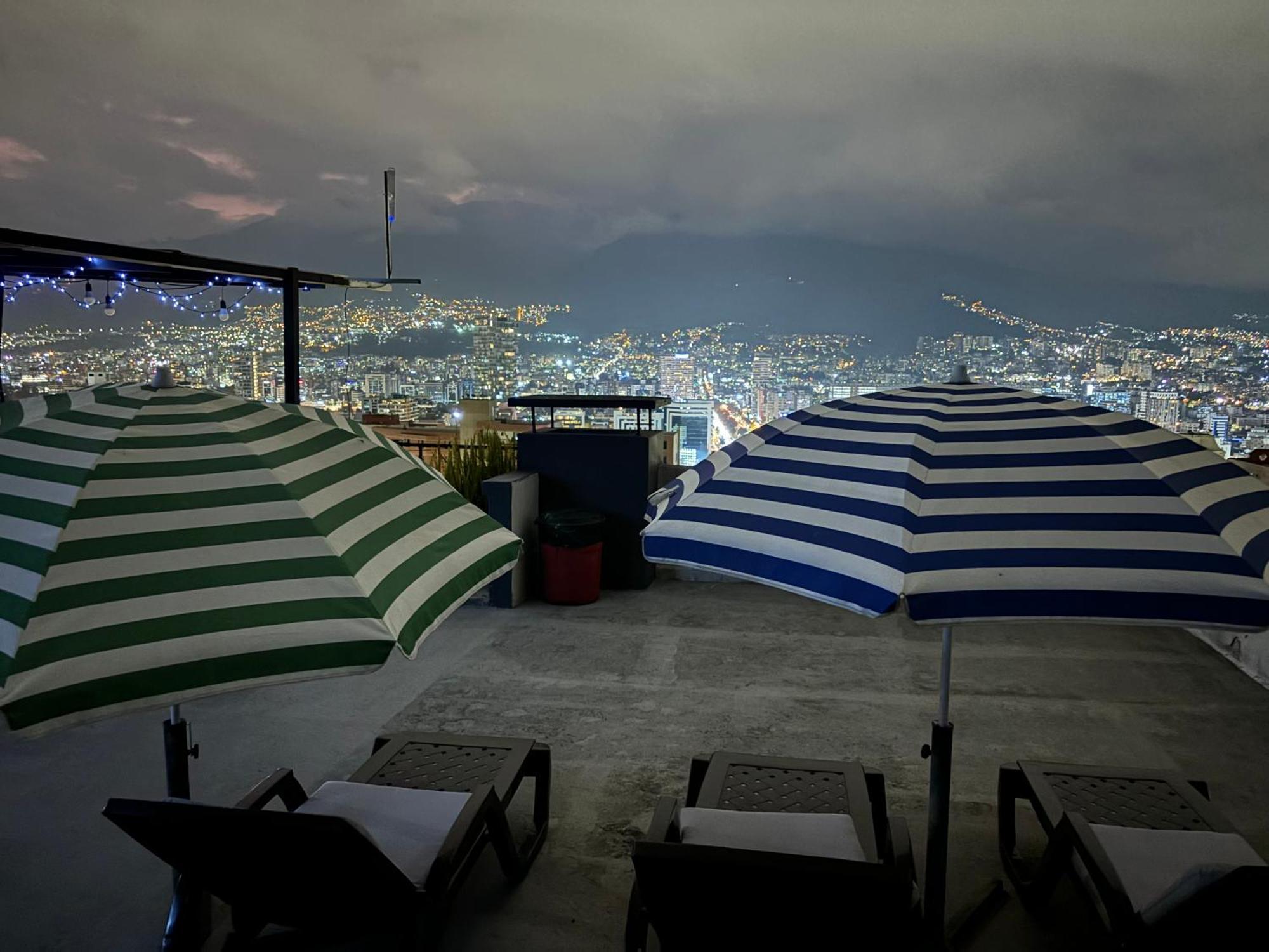 St. Gallen Haus Quito Exterior photo
